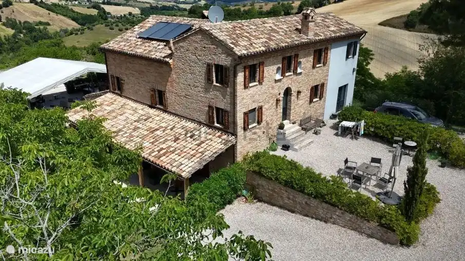 Comprar una alojamiento y desayuno en Marche, Italia – Unico Senso