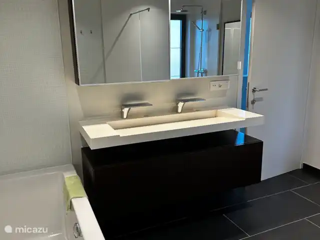 Comprar una villa en Francia, Ardecha, Beaulieu (Ardecha) - Les Cubes