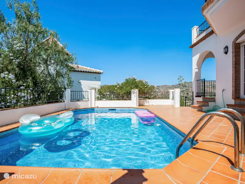 villa kopen in Spanje, Andalusië, Frigiliana –  Villa tussen Frigiliana en Nerja villa kopen in Spanje, Andalusië, Frigiliana –  Villa tussen Frigiliana en Nerja