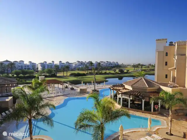 Comprar una apartamento en España, Costa Cálida, Torre Pacheco - Penthouse en Resort Alquiler Base de Compra