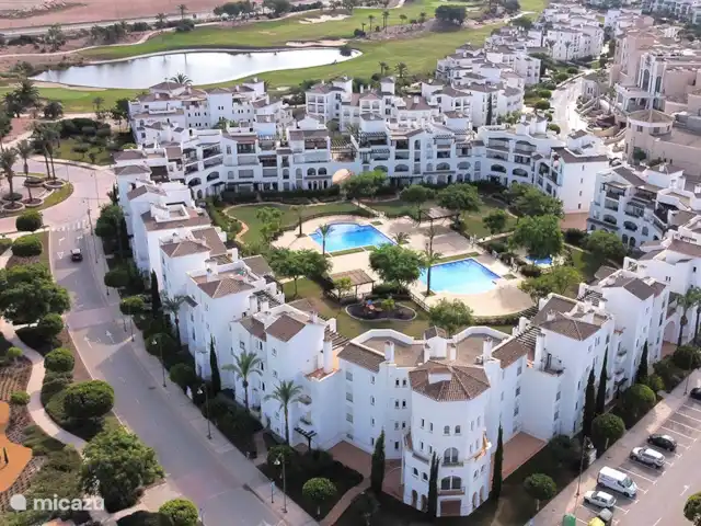 Comprar una apartamento en España, Costa Cálida, Torre Pacheco - Penthouse en Resort Alquiler Base de Compra