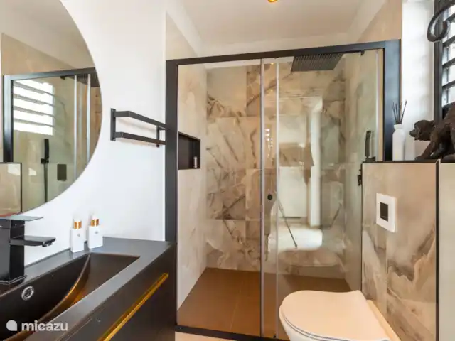 Acheter une villa | Curaçao, Banda Abou (ouest), Big Mountain - Villa unique avec vue sur la mer avec studio