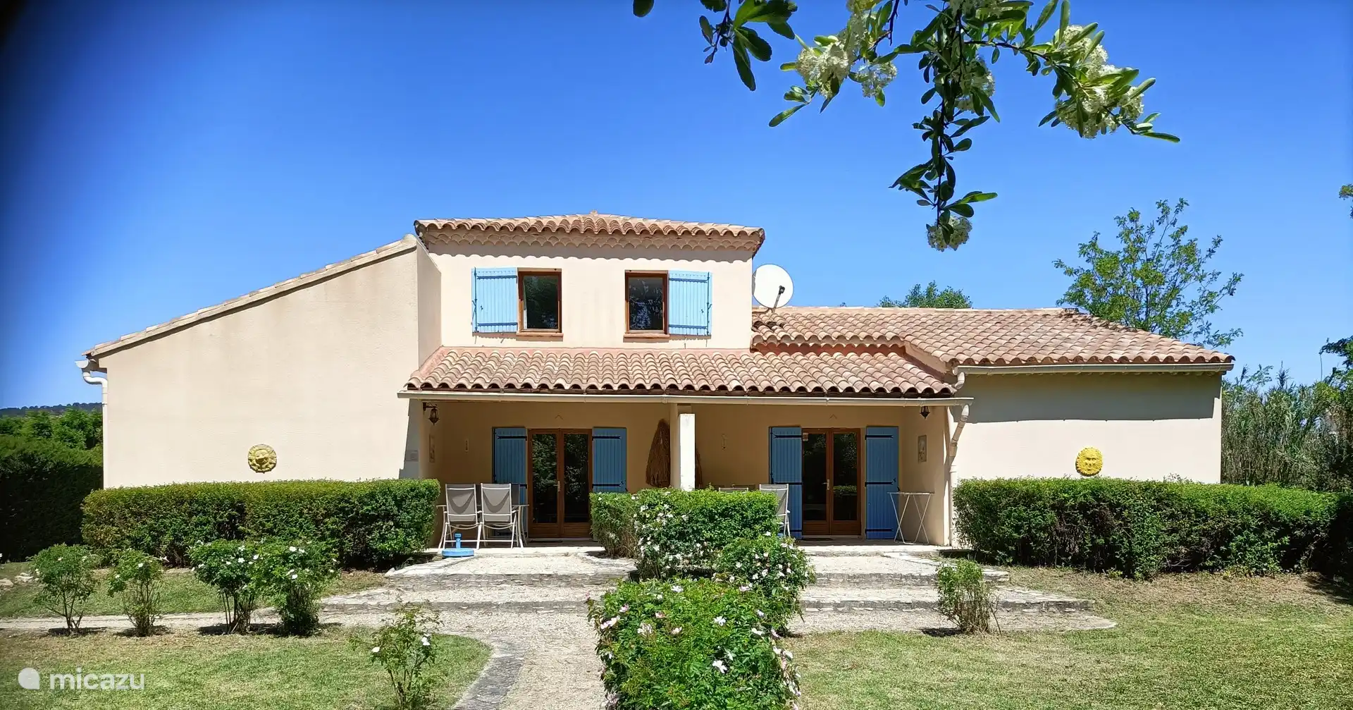 holiday house for sale in Vaison-la-Romaine, Vaucluse, France – Villa consisting of three gîtes