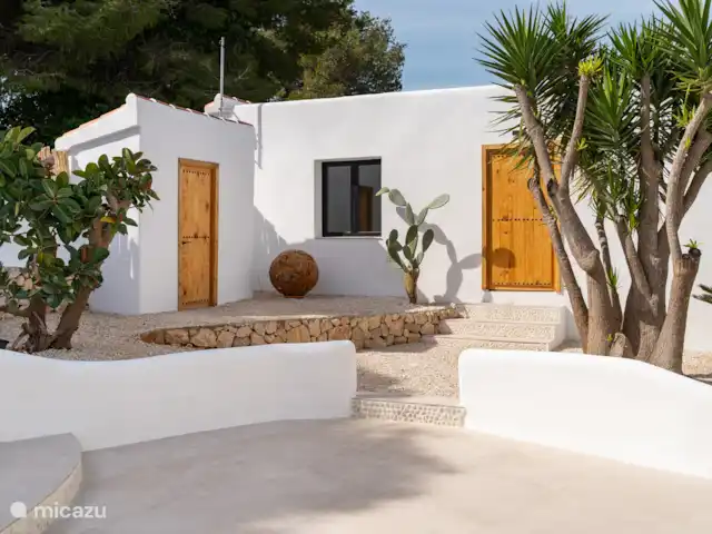 Prachtige Ibiza-stijl villa in Jávea kopen in Spanje, Costa Blanca, Jávea - villa
