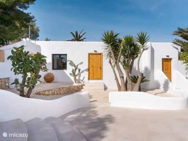 Prachtige Ibiza-stijl villa in Jávea kopen in Spanje, Costa Blanca, Jávea - villa