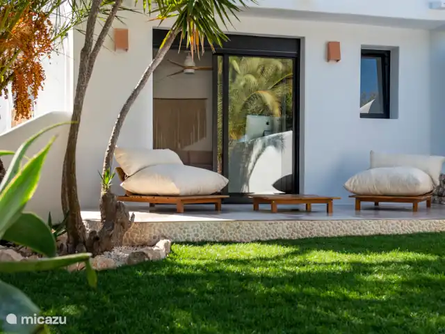 Prachtige Ibiza-stijl villa in Jávea kopen in Spanje, Costa Blanca, Jávea - villa