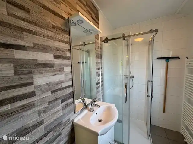 Comprar una casa vacacional en Países Bajos, Fevolanda, Biddinghuizen - Velthorst 4 personas en el agua