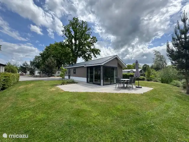 Comprar una casa vacacional en Países Bajos, Fevolanda, Biddinghuizen - Velthorst 4 personas en el agua Comprar una casa vacacional en Países Bajos, Fevolanda, Biddinghuizen - Velthorst 4 personas en el agua