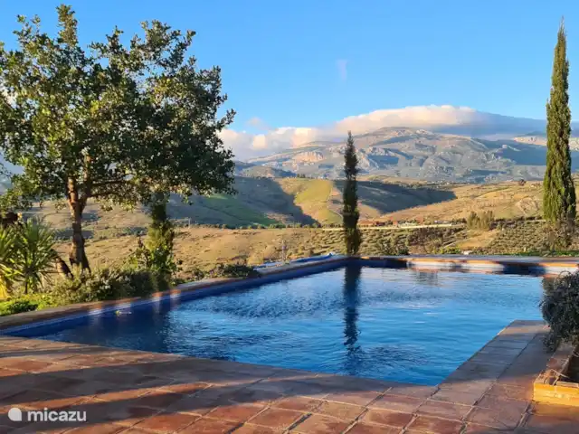 Villa met prachtige ligging kopen in Spanje, Andalusië, Los Romanes - villa