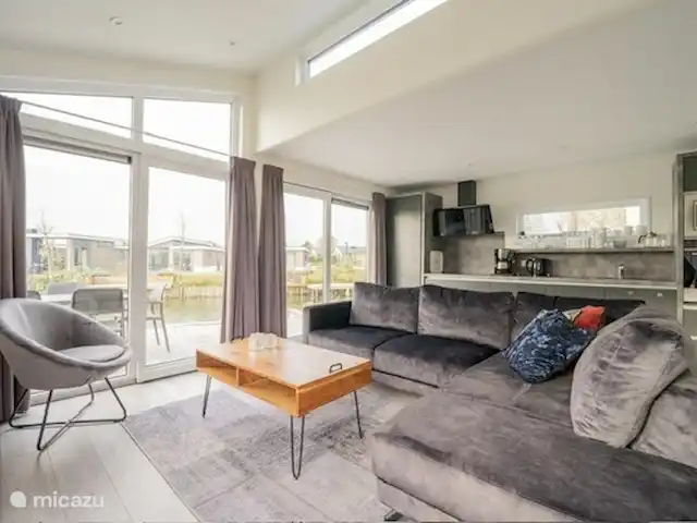 Recreatie woning aan het water  kopen in Nederland, Noord-Brabant, Linden - chalet