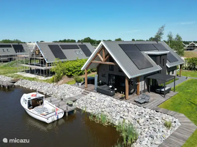 Comprar una casa vacacional en Países Bajos, Frise, Noardburgum - Villa de agua independiente Kingfisher