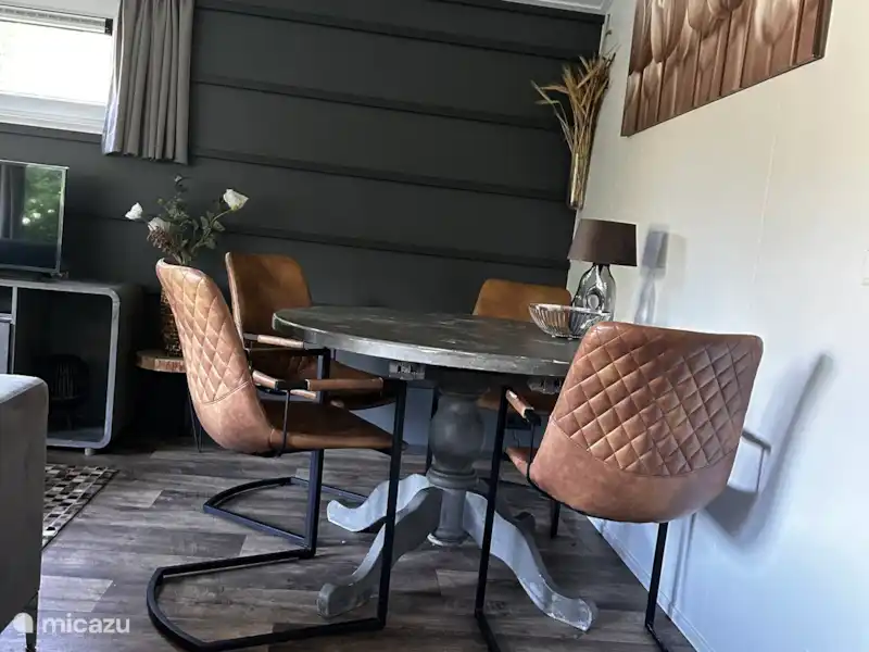 Acheter une location de vacances Pays-Bas, Frise, Oosterwolde – maison de vacances Chalet de luxe au bord du lac Oosterwolde FR Acheter une location de vacances Pays-Bas, Frise, Oosterwolde – maison de vacances Chalet de luxe au bord du lac Oosterwolde FR