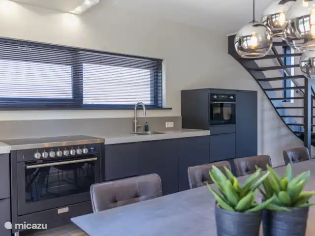 Comprar una villa en Países Bajos, Frise, Noardburgum - Villa de Agua Independiente Perdiz