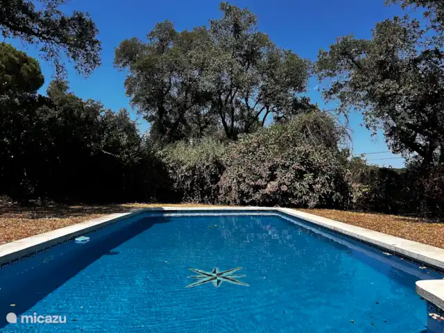 Comprar una chalet en España, Costa Brava, Santa Cristina d'Aro - Chalet con jardín y piscina