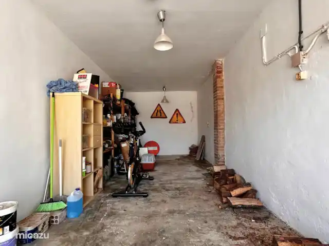 Comprar una chalet en España, Costa Brava, Santa Cristina d'Aro - Chalet con jardín y piscina