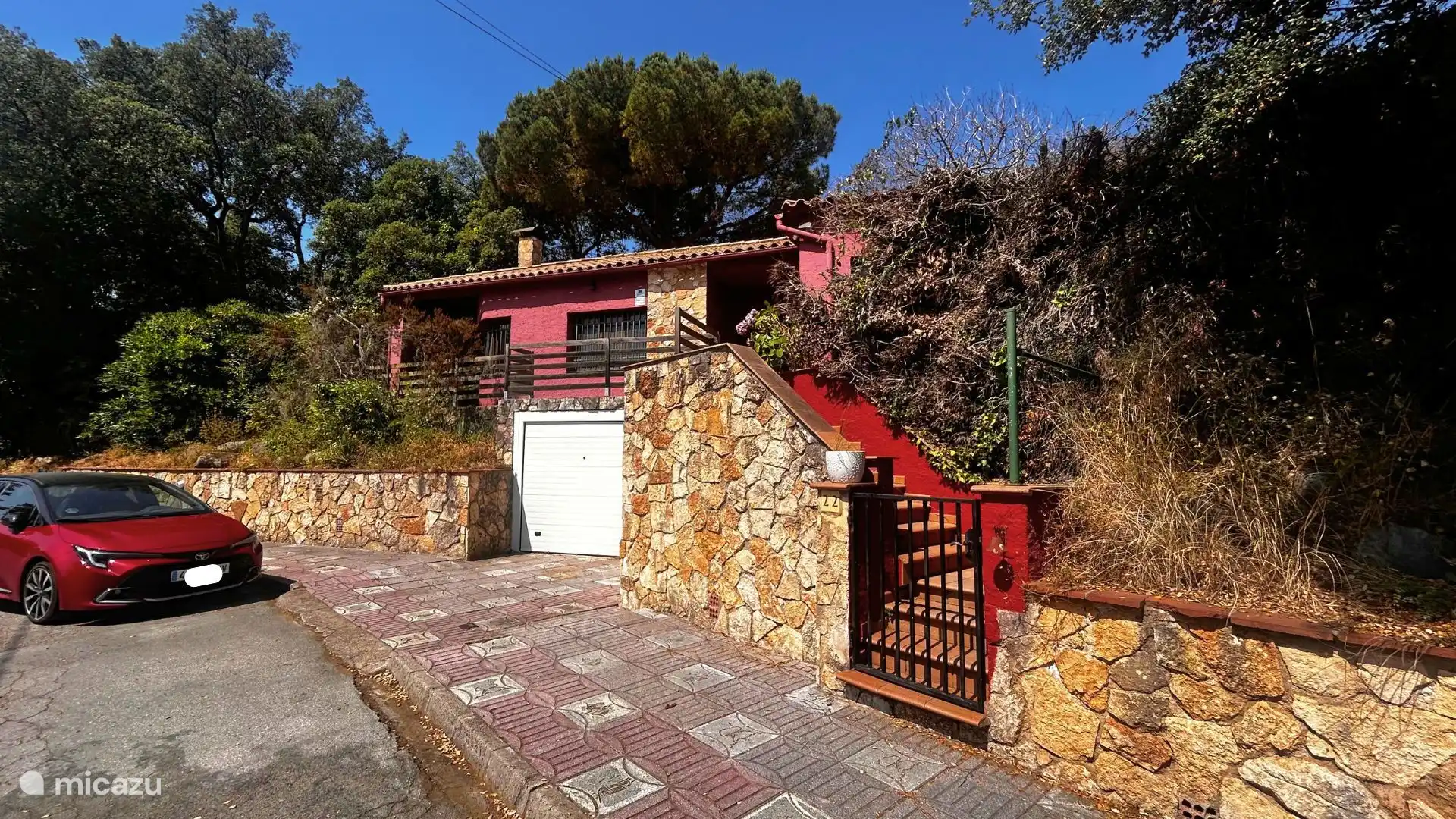 Villa mit Garten und Pool kaufen in Spanien, Costa Brava, Santa Cristina d'Aro - chalet 