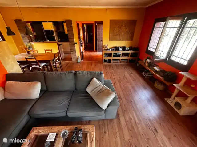 Comprar una chalet en España, Costa Brava, Santa Cristina d'Aro - Chalet con jardín y piscina