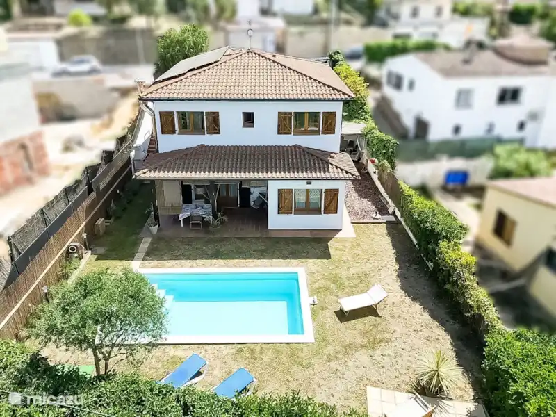 Comprar una villa en España, Costa Brava, Calonge – Casa en urbanización Mas Pere Comprar una villa en España, Costa Brava, Calonge – Casa en urbanización Mas Pere