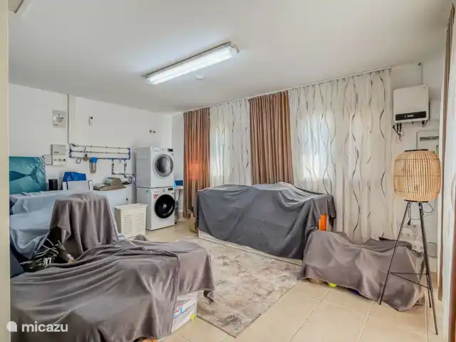 Comprar una villa en España, Costa Brava, Calonge - Casa en urbanización Mas Pere