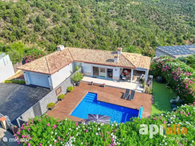 Acheter une villa | Espagne, Costa Brava, Calonge - Chalet avec licence touristique