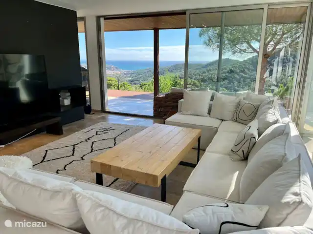 Villa met fantastisch uitzicht kopen in Spanje, Costa Brava, Sant Feliu de Guíxols - villa