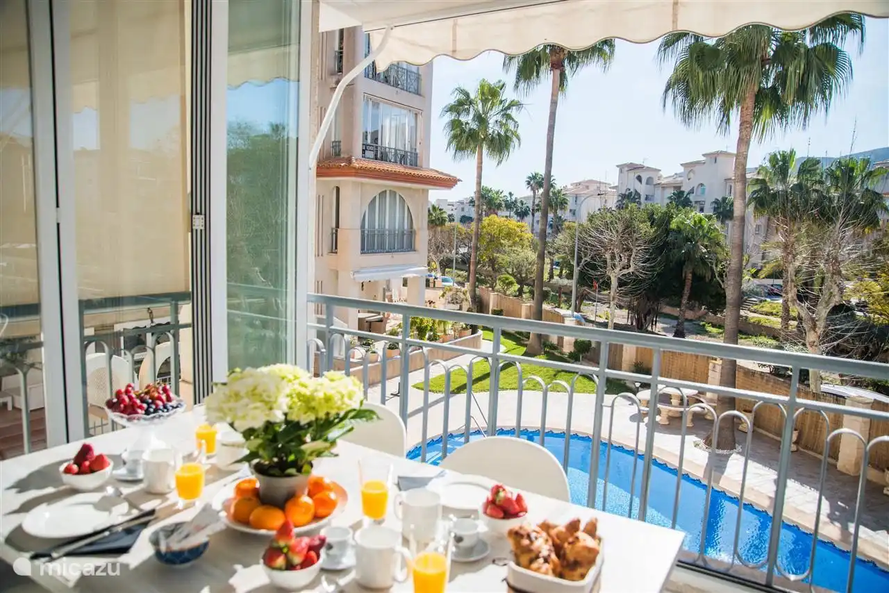 apartment for sale in Spain, Costa Blanca, Albir - Condo in Albir