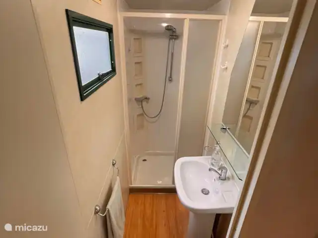 Comprar una mobil home / caravana en Italia, Lagos italianos, Porlezza - Bella Vita 43