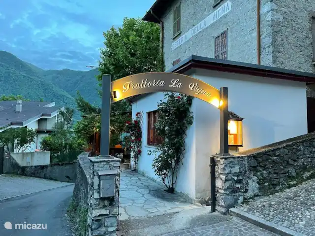 Comprar una mobil home / caravana en Italia, Lagos italianos, Porlezza - Bella Vita 43