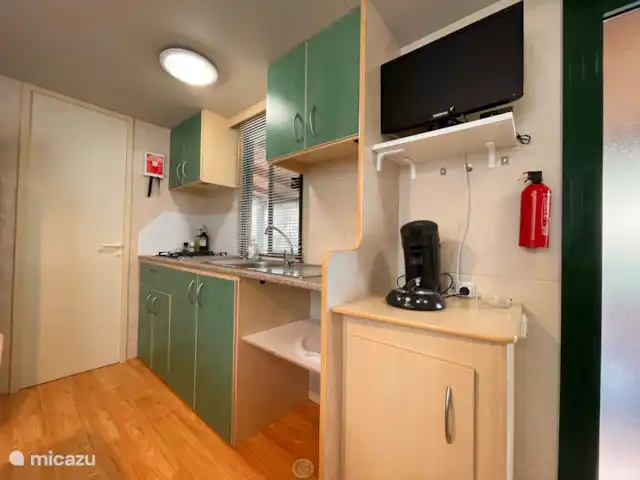 Comprar una mobil home / caravana en Italia, Lagos italianos, Porlezza - Bella Vita 43