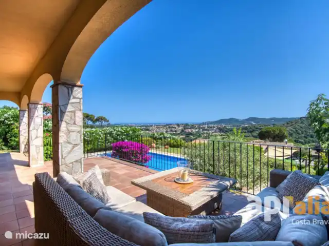 Acheter une villa | Espagne, Costa Brava, Calonge - Chalet avec vue panoramique