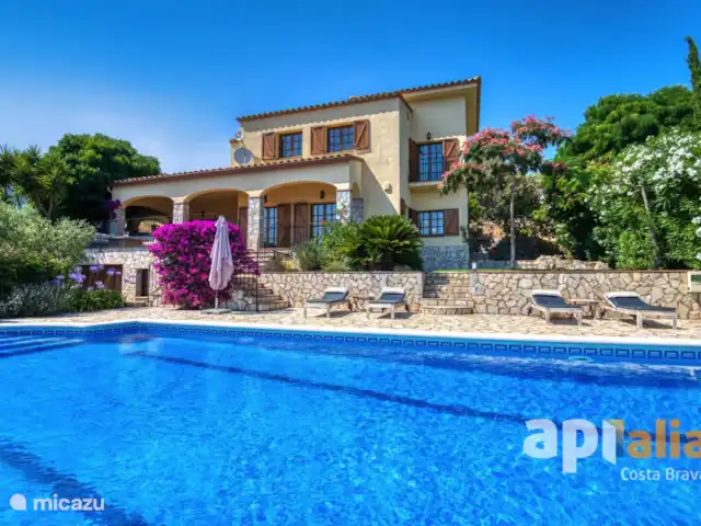 Acheter une villa | Espagne, Costa Brava, Calonge - Chalet avec vue panoramique Acheter une villa | Espagne, Costa Brava, Calonge - Chalet avec vue panoramique