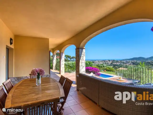 Acheter une villa | Espagne, Costa Brava, Calonge - Chalet avec vue panoramique