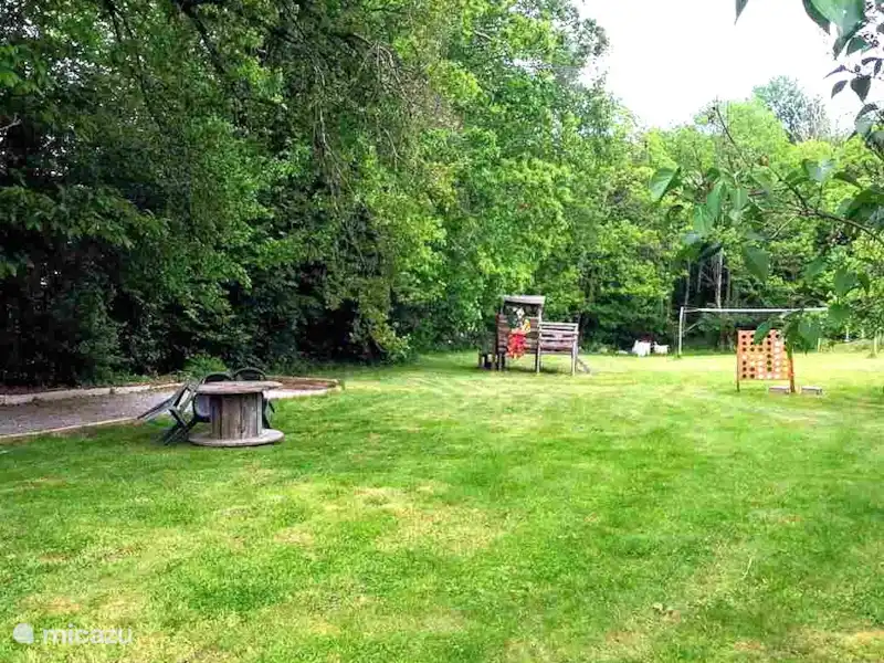 Acheter une location de vacances France, Haute-Vienne, Saint-Priest-Ligoure – gîte / cottage Freyssinet Acheter une location de vacances France, Haute-Vienne, Saint-Priest-Ligoure – gîte / cottage Freyssinet