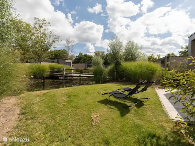 Luxe huisje aan het water kopen in Nederland, Gelderland, Hulshorst (Veluwemeer) - chalet