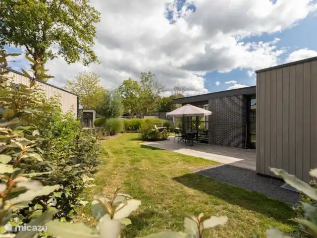 Luxe huisje aan het water kopen in Nederland, Gelderland, Hulshorst (Veluwemeer) - chalet