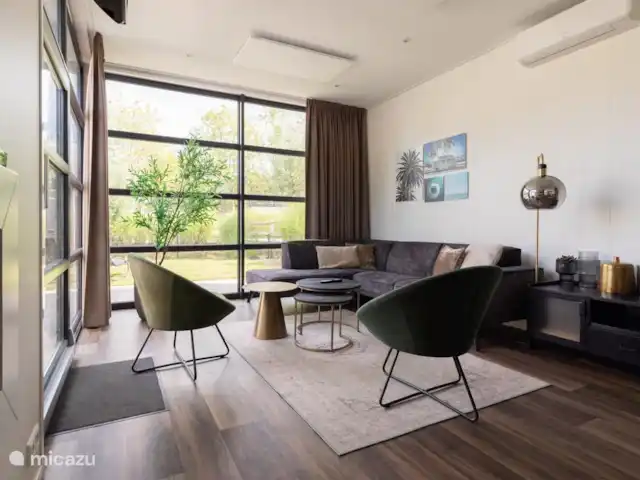Luxe huisje aan het water kopen in Nederland, Gelderland, Hulshorst (Veluwemeer) - chalet