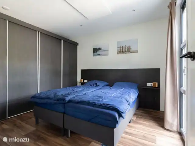 Luxe huisje aan het water kopen in Nederland, Gelderland, Hulshorst (Veluwemeer) - chalet