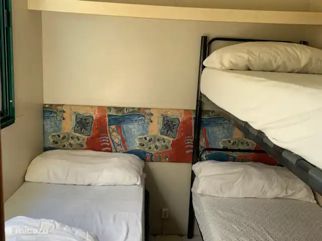 Comprar una mobil home / caravana en Italia – Chalet con aire acondicionado + terraza cubierta
