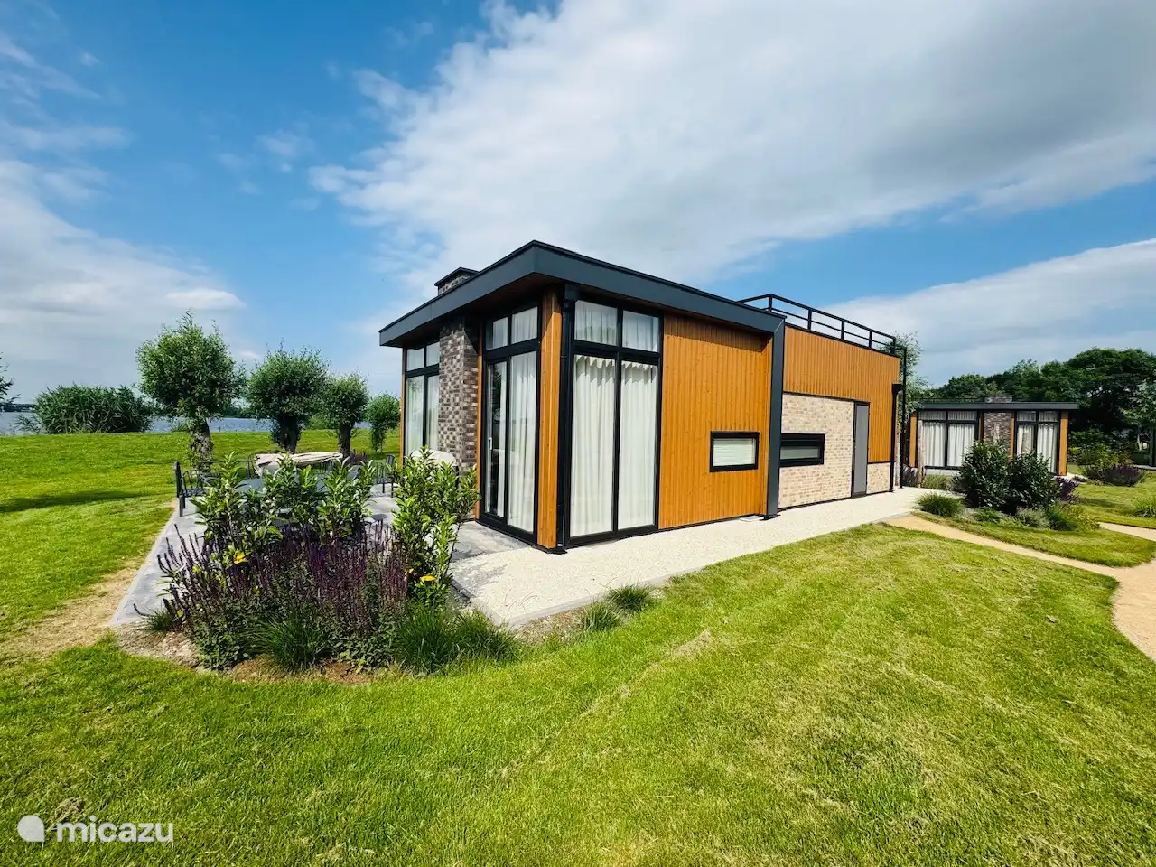 bungalow for sale in Netherlands, South Holland, Warmond - Boekhorsterweg 120