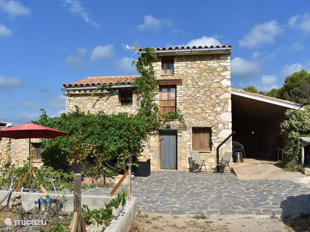 Vakantiehuis kopen Spanje, Valencia, Atzeneta del Maestrat - boerderij Volledig gerenoveerd huis en zwembad