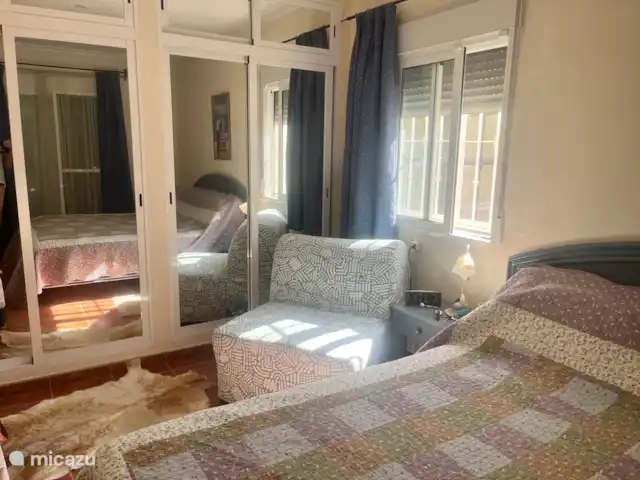 Acheter une villa | Espagne, Costa Blanca, Hondón de las Nieves - Prêt à emménager dans la maison au soleil Chambre principale avec placards intégrés