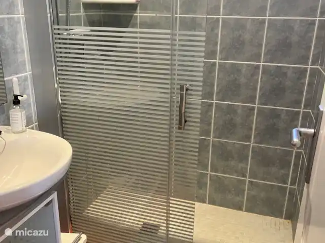 Acheter une villa | Espagne, Costa Blanca, Hondón de las Nieves - Prêt à emménager dans la maison au soleil Douche à l’italienne, deuxième salle de bain