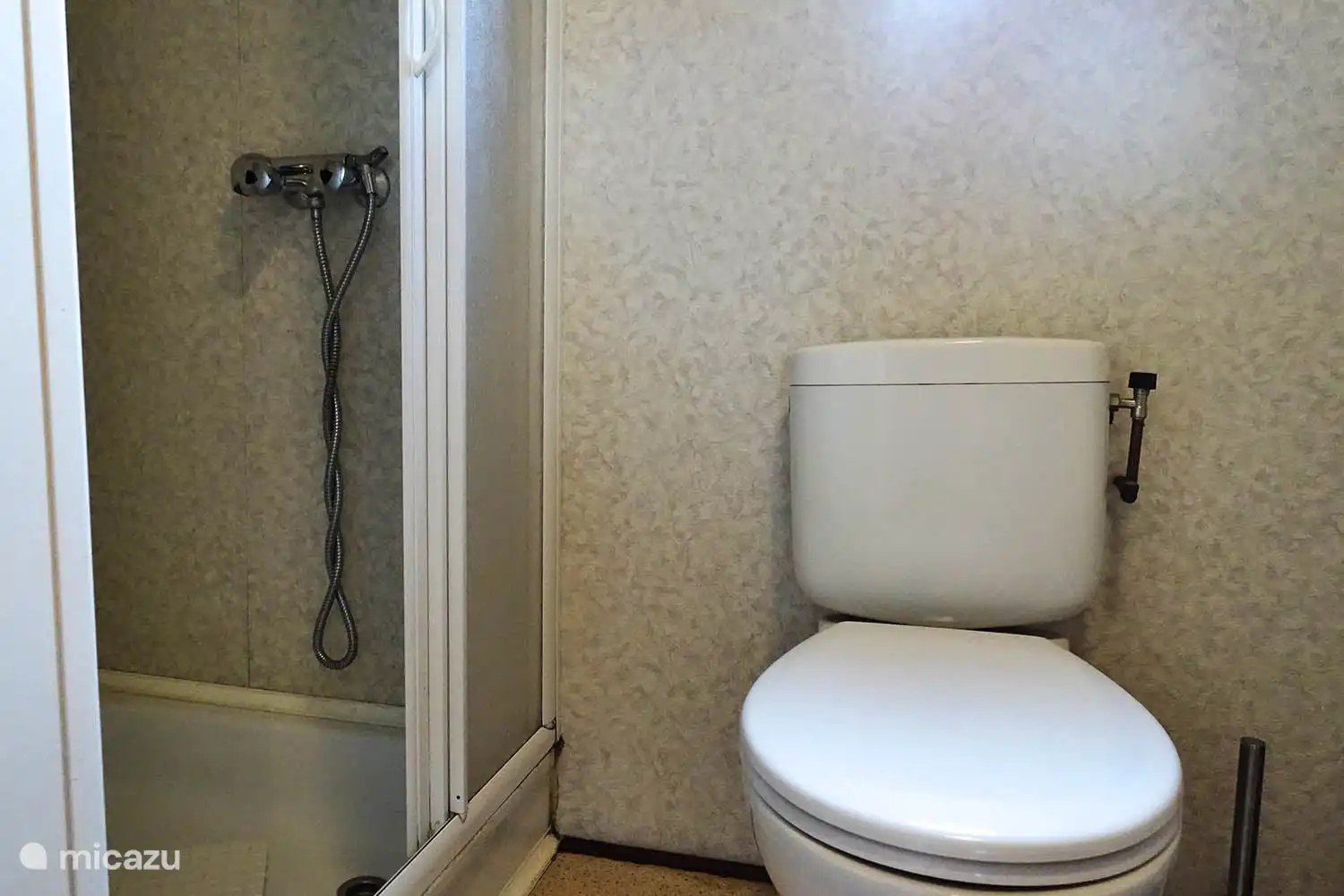 5 person chalet Krieghuusbelten, Raalte