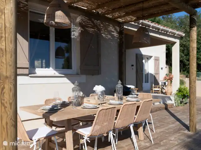 Acheter une location de vacances | France, maison de vacances - Elégante villa provençale rénovée