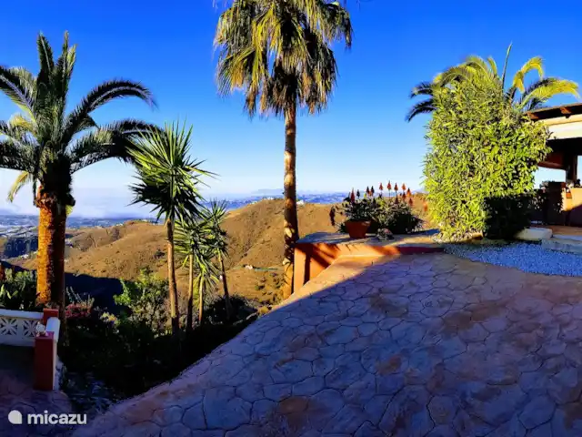 Comprar una villa en España, Andalucía, Arenas - Casa Luna