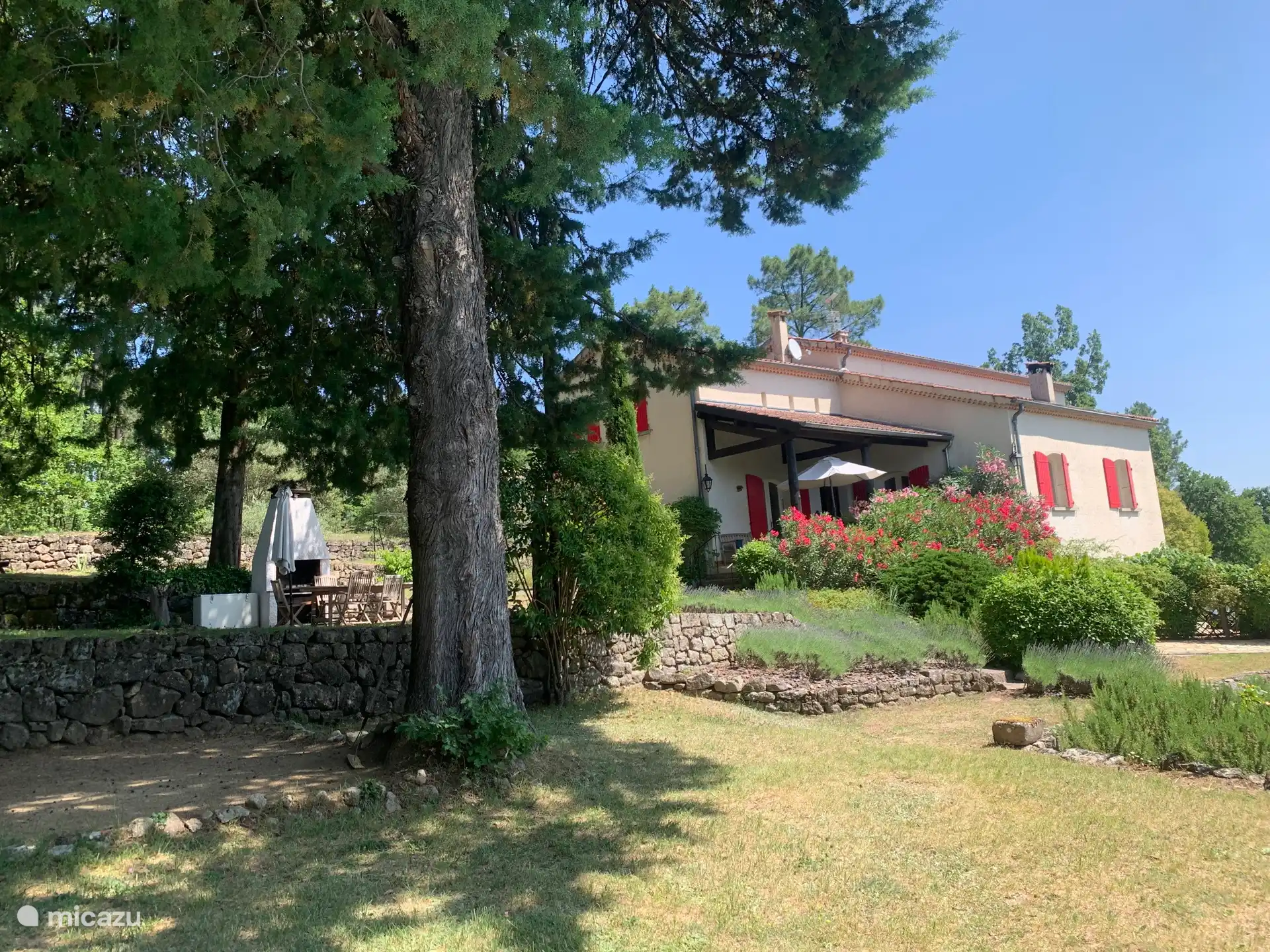 Acheter une location de vacances | Ardèche, France, villa - Villa spacieuse avec grande piscine 