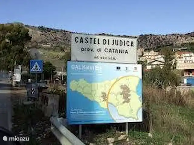 Comprar una apartamento en Italia, Sicilia, Catania - Casa en Sicilia