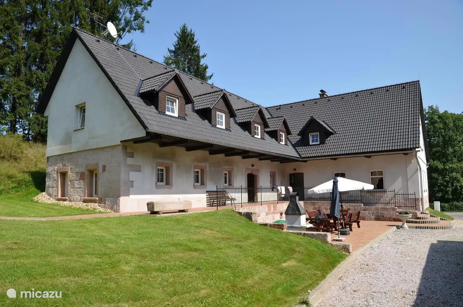 Stupnahoeve  kopen in Tsjechië, Hradec Králové, Stupná - landhuis / kasteel