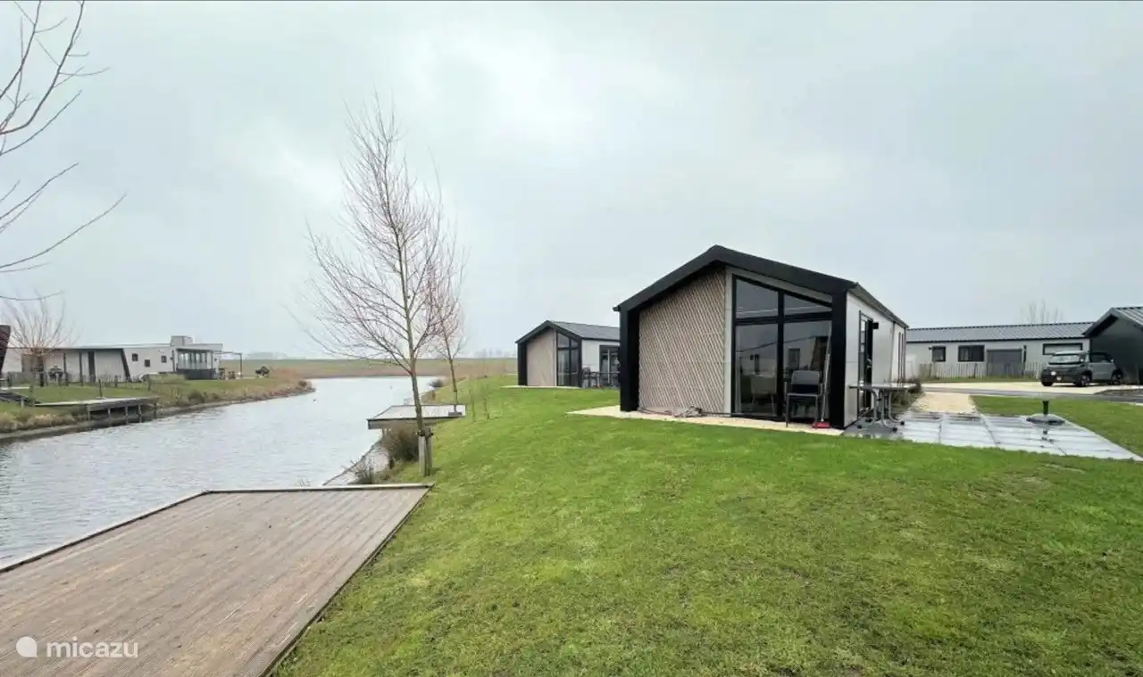 chalet kopen in Flevoland, Nederland – Woning aan het water 516 Kampen