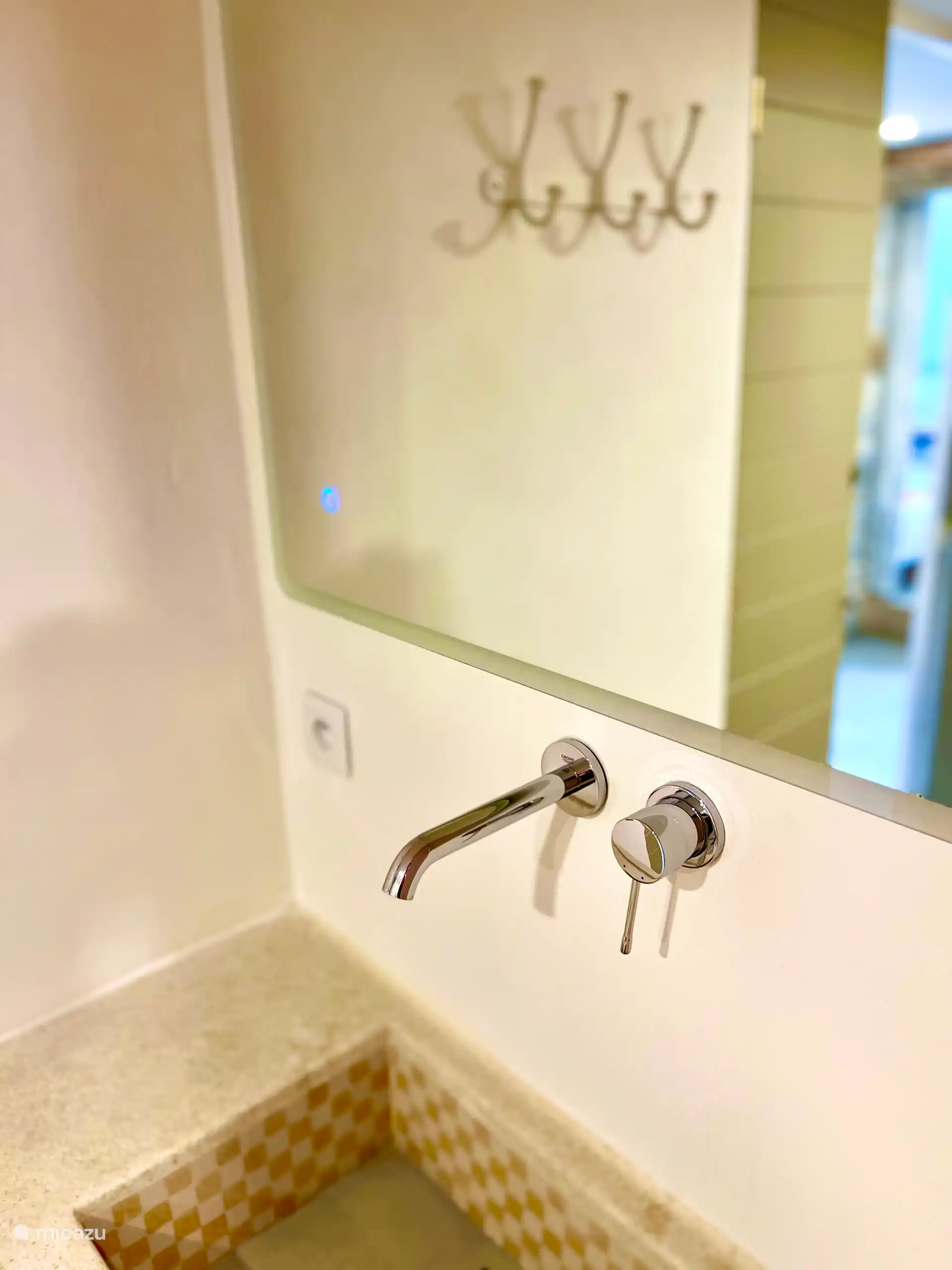 wastafel in cottage gite